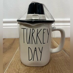 Turkey Day Ceramic Mug with Black Pilgram Hat Lid